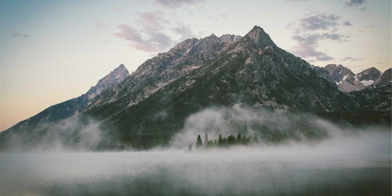 PL/SQL中的SELECT语句有哪些用法和注意事项