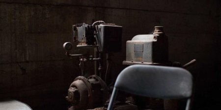 Oracle如何实现阶梯式价格自动计算并编写BEFORE UPDATE触发器处理逻辑