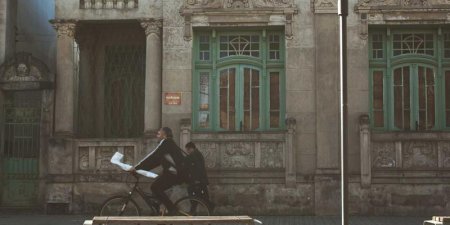 怎么设置css字体单行居中