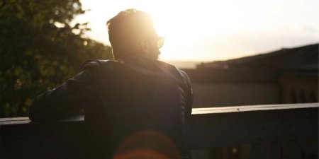 Go中for循环如何实现多变量初始化与更新