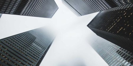 如何解决机器学习中的解释性假象？深入理解模型鲁棒性与敏感性